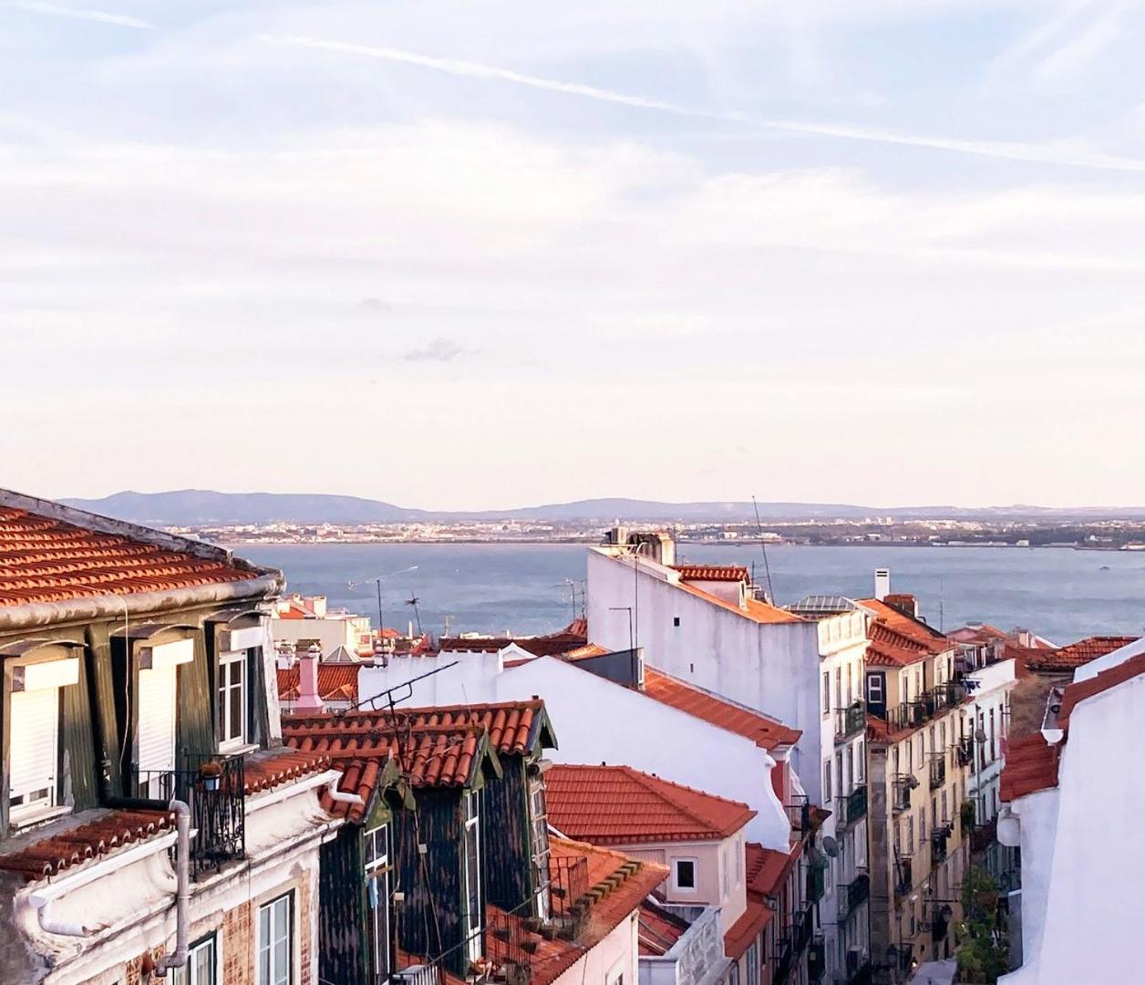 Guestready - Rare Terrace Apt, Historic Center Leilighet Lisboa Eksteriør bilde